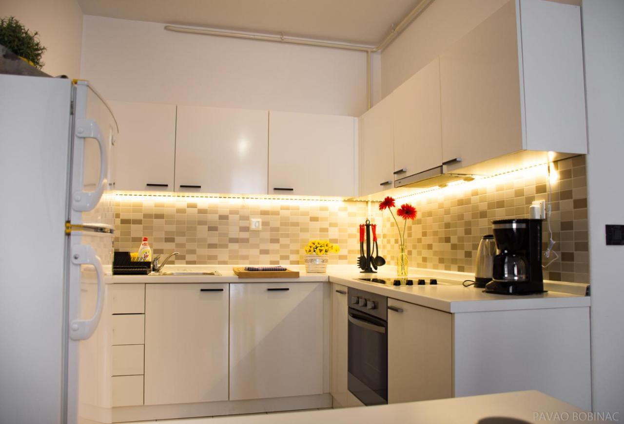 Nova Galerija Studio Ema I Apartman Anita- Parking In Garage Zagreb Luaran gambar